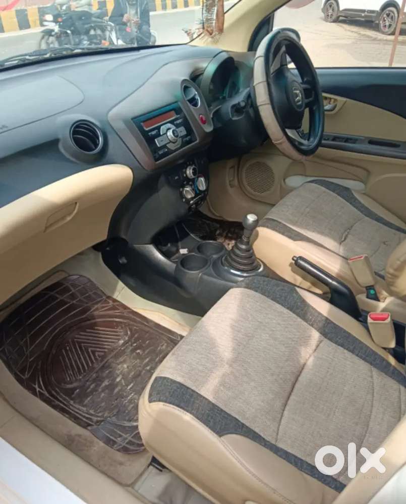 Honda Brio Petrol Manual 2012
