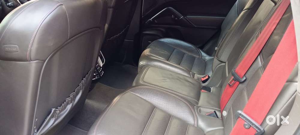 Porsche Cayenne Turbo S, 2015, Petrol