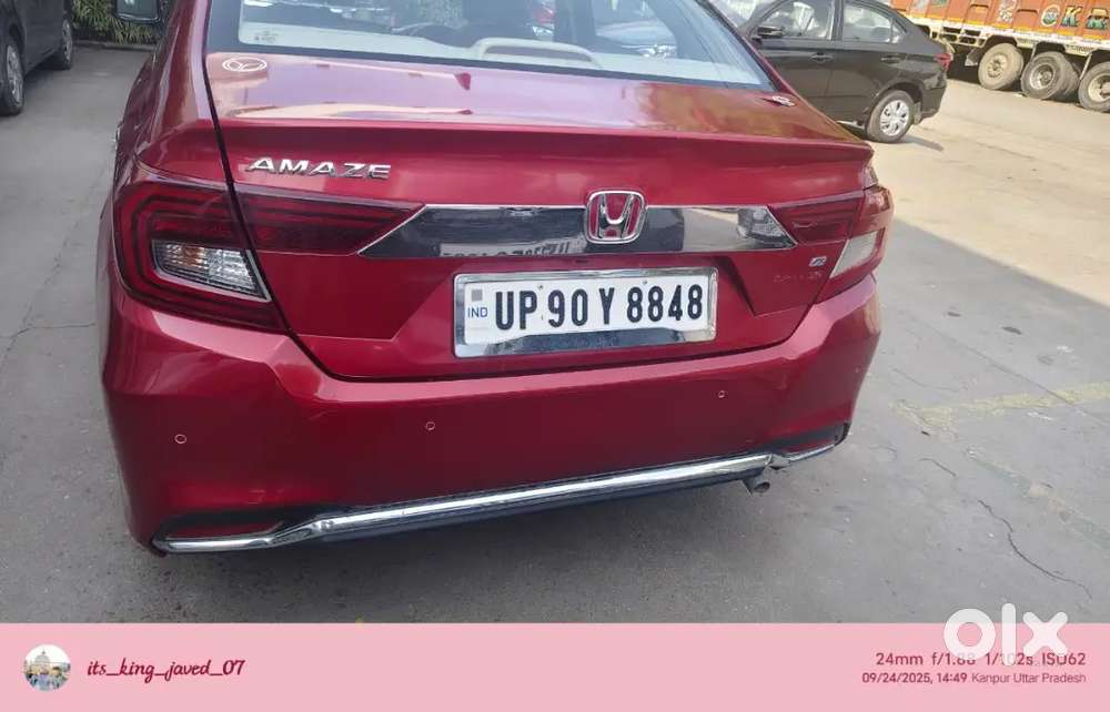 Red Queen Car Fantastic( Push Button Start )
