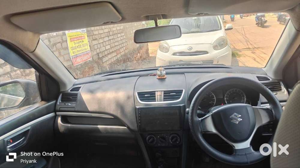 Selling Maruti Swift Car