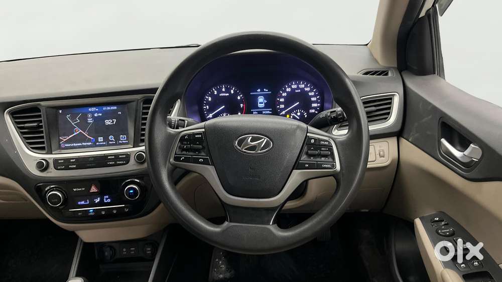 Hyundai Verna 1.6 Vtvt Sx, 2019, Petrol
