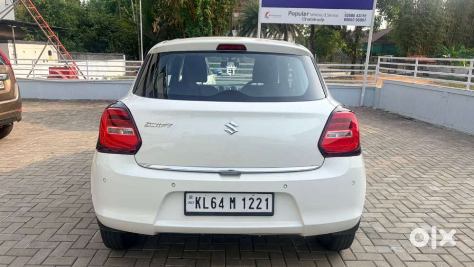 Maruti Suzuki Swift 2018 Vxi, 2023, Petrol