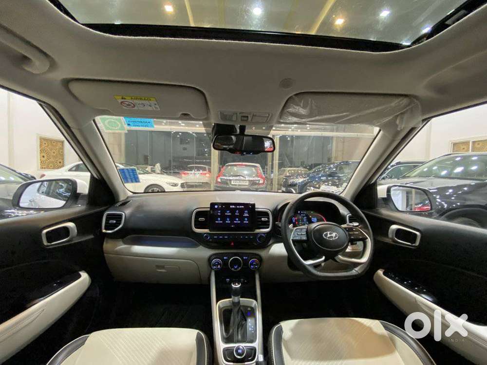 Hyundai Venue Sx Plus Turbo Dct, 2025, Petrol