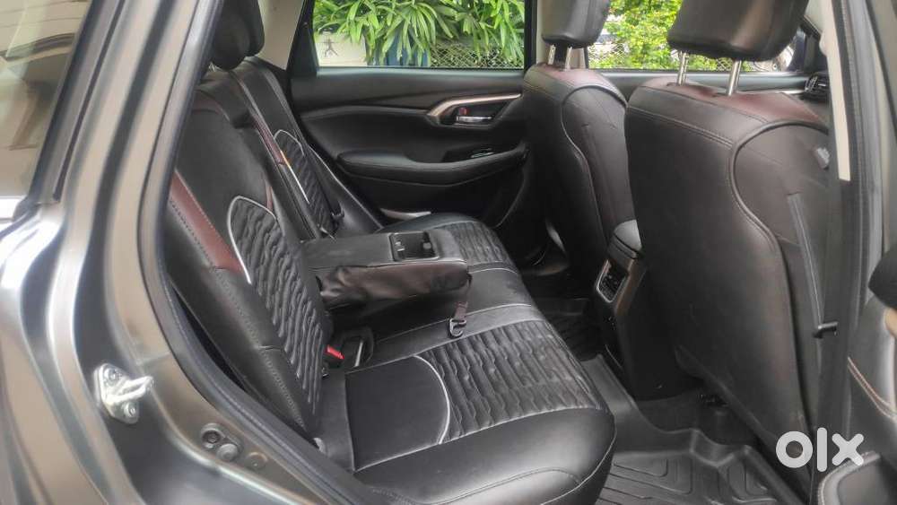 Maruti Suzuki Grand Vitara 1.5 Zeta Plus Intelligent Hybrid Ecvt, 20..