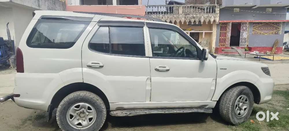 2015 Tata Safari Storme