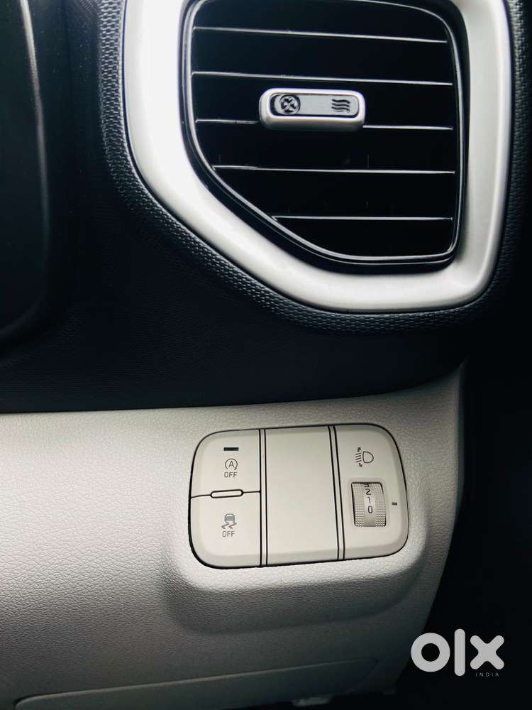 Hyundai Venue 1.2 S (o), 2025, Petrol