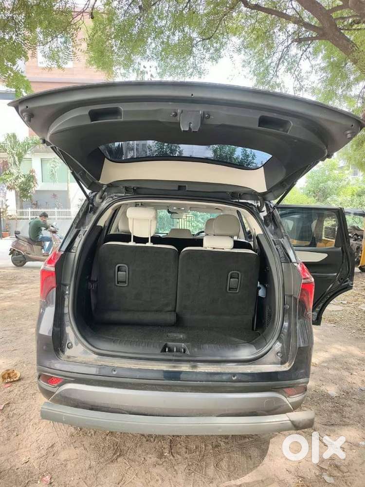 Mahindra Xuv700 Ax7 Luxury Pack Awd, 2022, Diesel