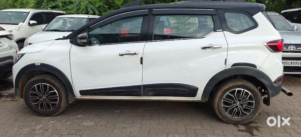 Renault Triber Rxz, 2020, Petrol