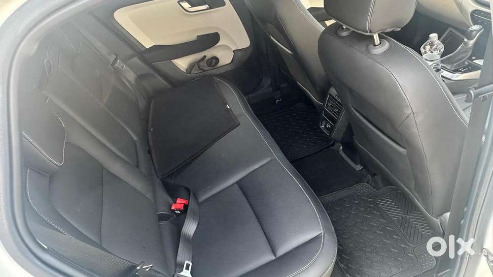 Tata Altroz 2023 Petrol Well Maintained