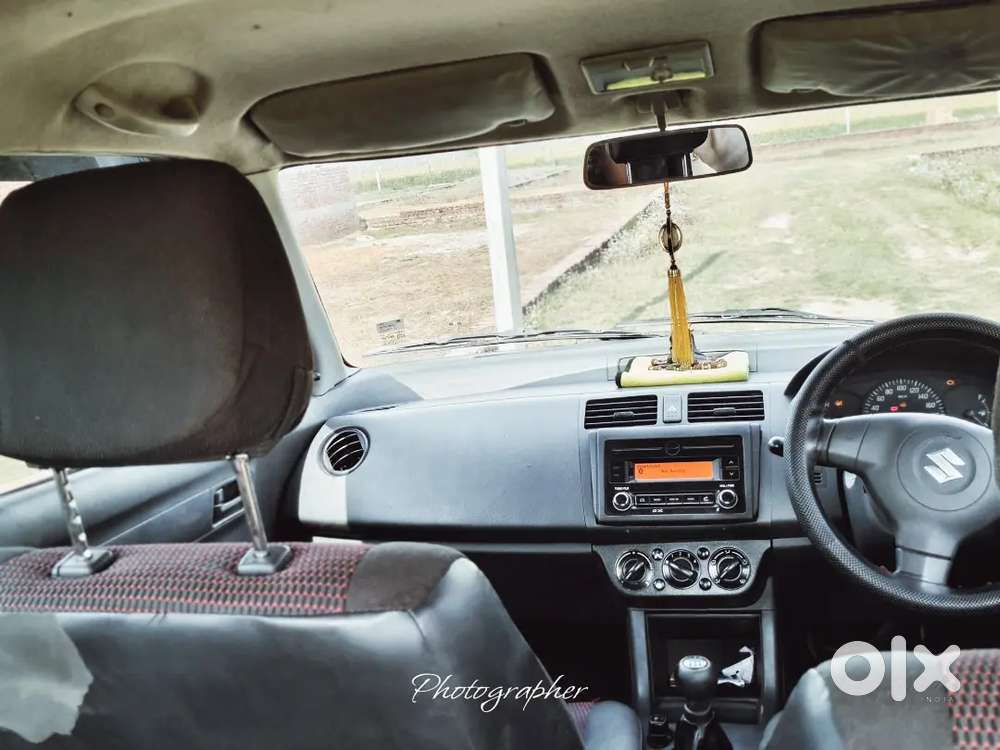 Maruti Suzuki Swift 2009 Petrol 90000 Km Driven