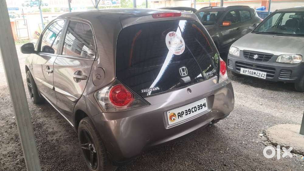 Honda Brio 2011-2013 V Mt, 2013, Petrol