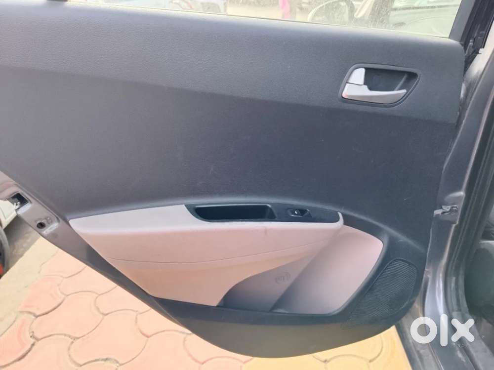 Hyundai Grand I10 Sportz 1.2 Kappa Vtvt, 2016, Petrol