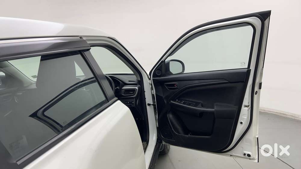 Maruti Suzuki Vitara Brezza 1.5 Zxi Plus At Dual Tone, 2024, Petrol