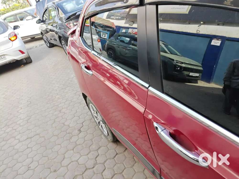 Hyundai Xcent 2016 Petrol  93k Km  Manual  Excellent Condition