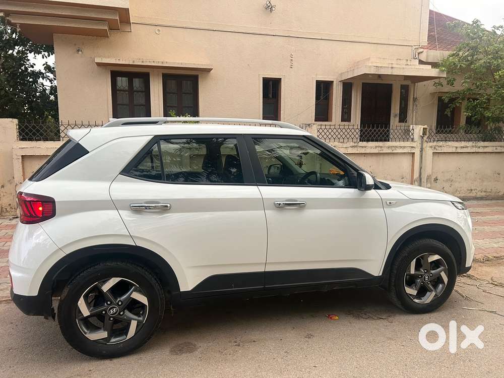 Hyundai Venue Diesel Manual 2020 Model