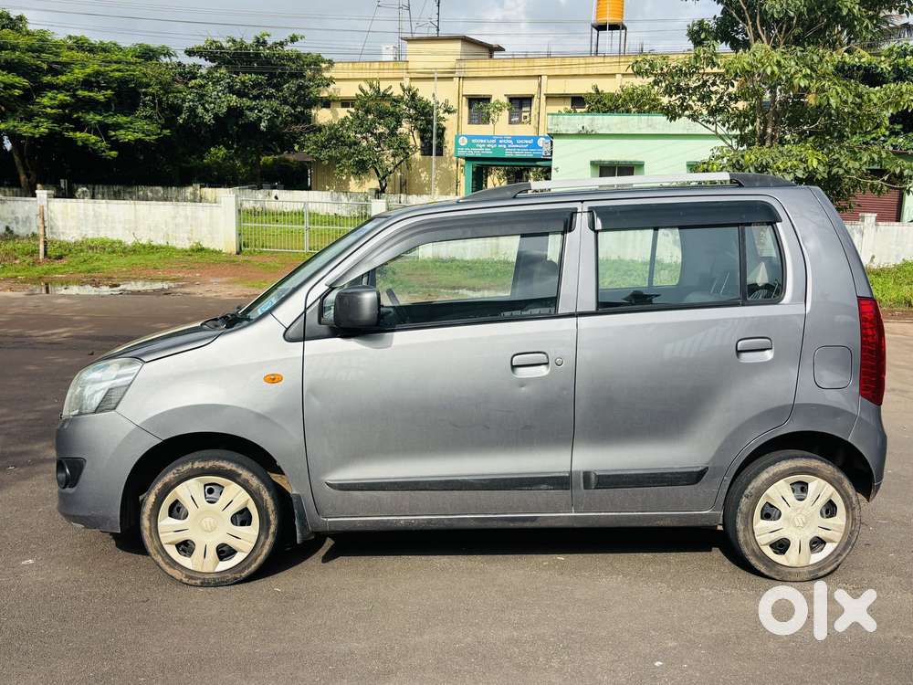 Maruti Suzuki Wagon R Vxi Amt1.2, 2016, Petrol