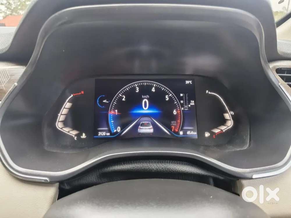 2026 Renault Triber Emotion Top End 2000 Km  Single Owner  Like New