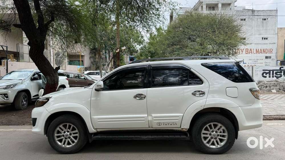 Toyota Fortuner Diesel 2014