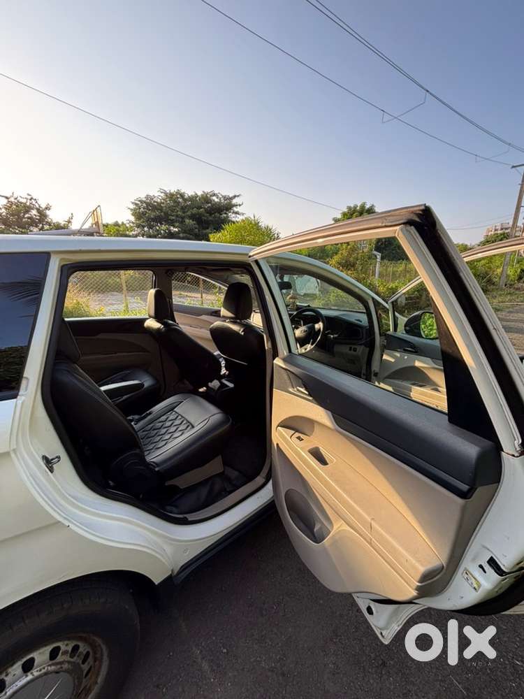 Mahindra Marazzo Diesel 2019
