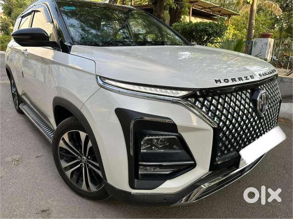 Mg Hector Plus 2023 Petrol Well Maintained