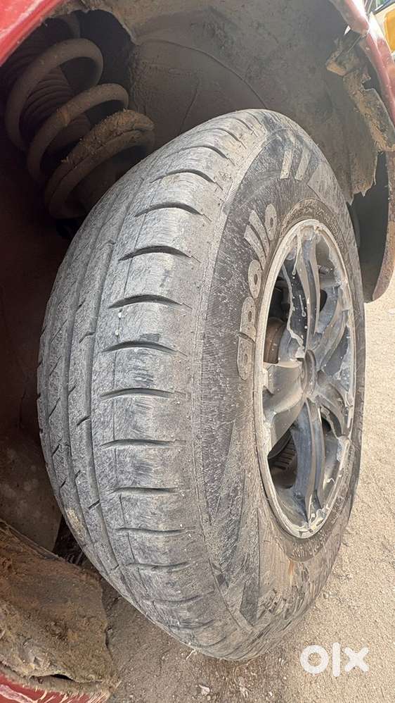 Swift 2010 Diesel Maruti /all 4 Tyres New /fc Insurance Laps