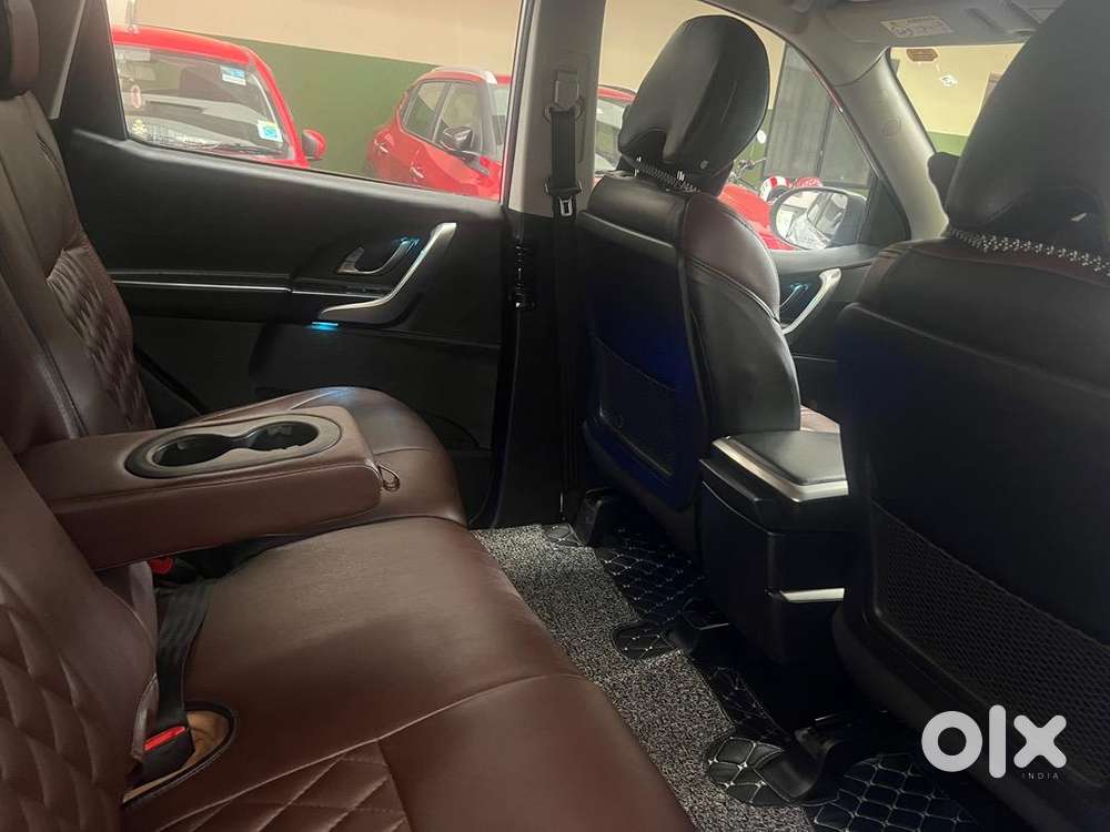 Mahindra Xuv500 2018
