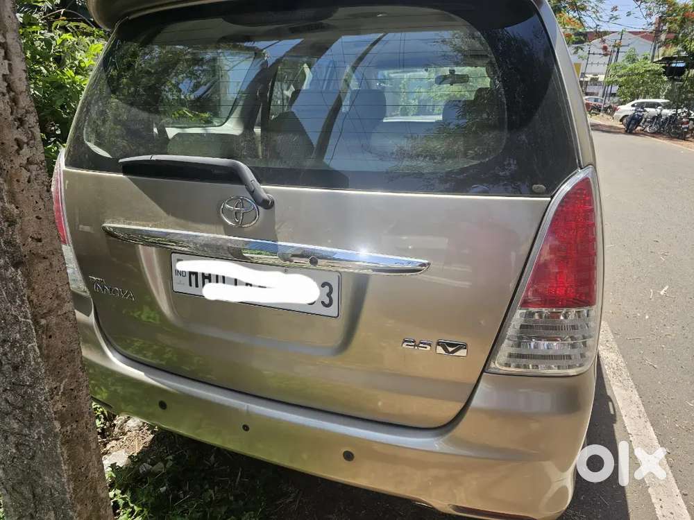 Toyota Innova 2010 Diesel 106000 Km Driven
