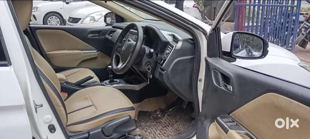 Honda City 1.5 V Mt, 2016, Petrol