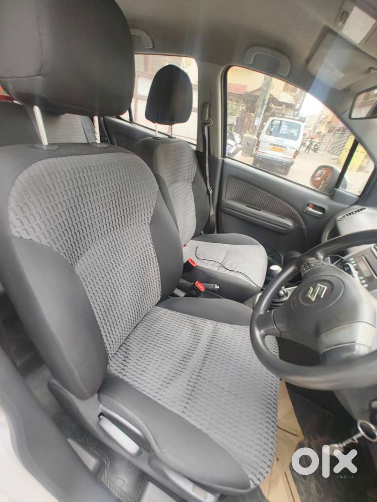 Maruti Suzuki Ritz Zxi, 2014, Petrol