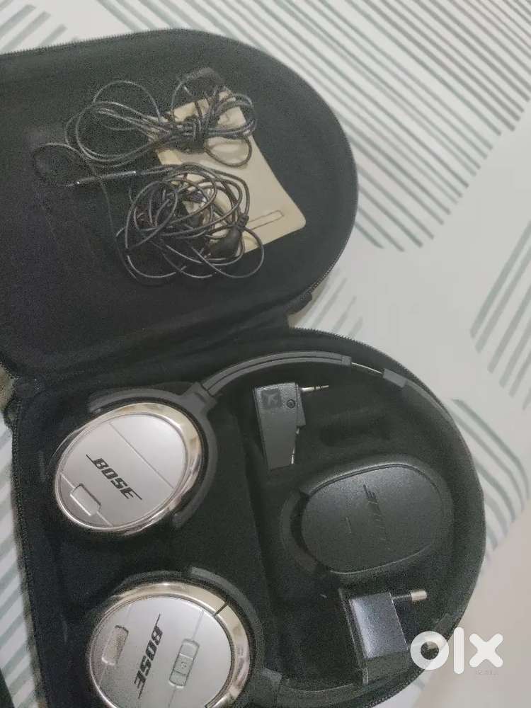 Boss premium headphone