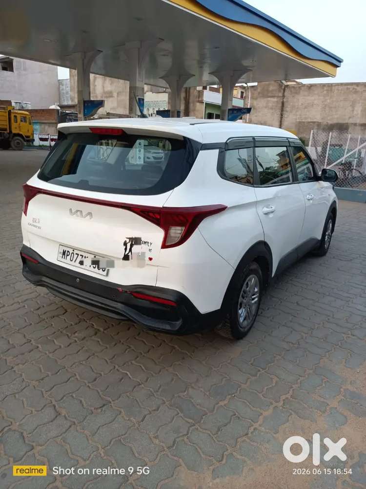 Kia Carens 2024 Hybrids 6mt Premium