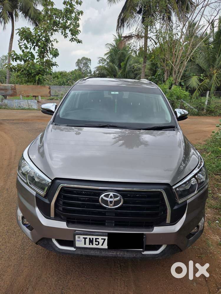 Toyota Innova Crysta 2.4 G Mt 8s, 2024, Diesel