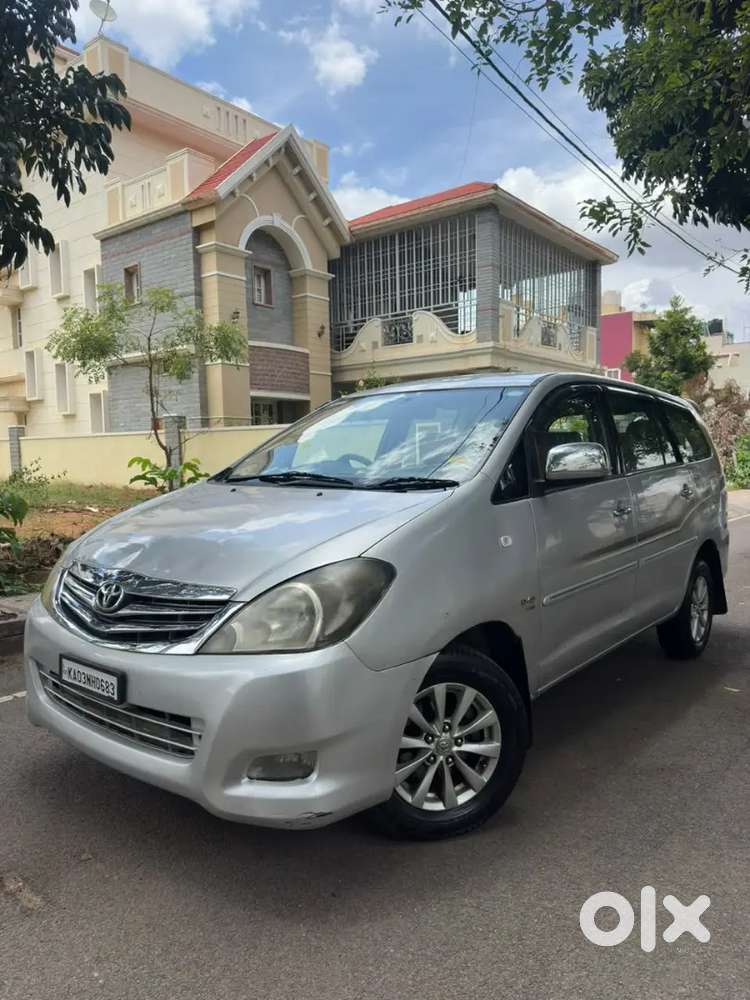 Toyota Innova Diesel 2012