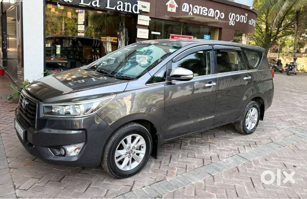 Innova Crysta Automatic 2.8
