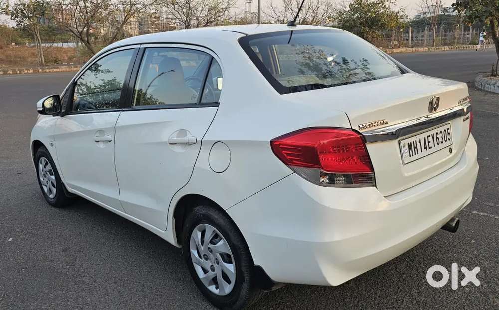 Honda Amaze 2015 Diesel Well Maintained