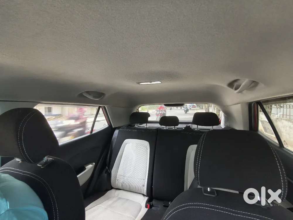 Hyundai Venue 1.2 S 2023 Petrol Manual
