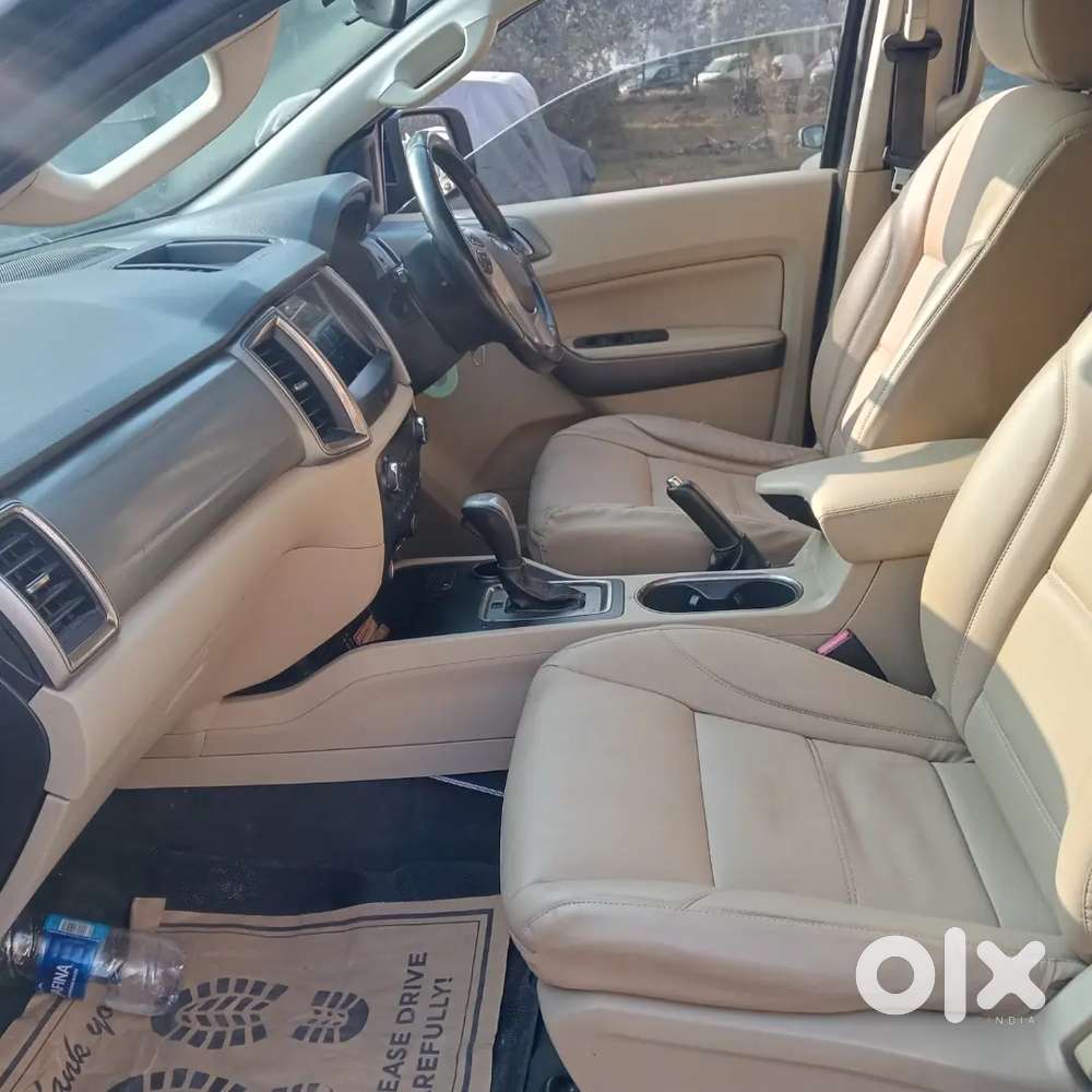Ford Endeavour 2018 Br31