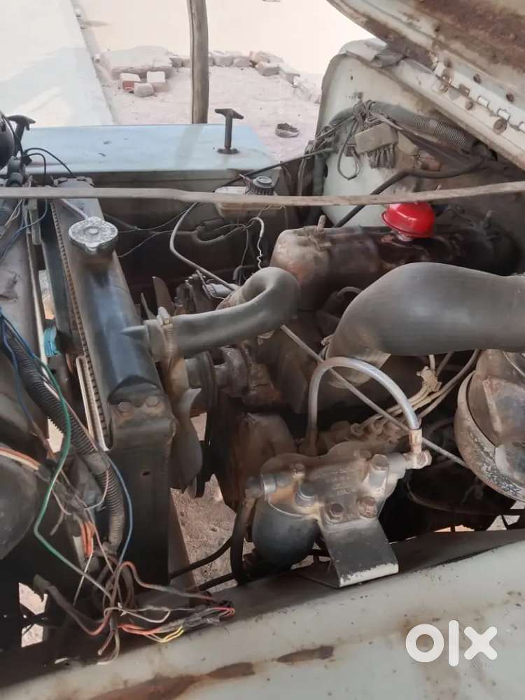 गाड़ी खरीदने हेतु संपर्क करे। गांव पिंपासर नागौर