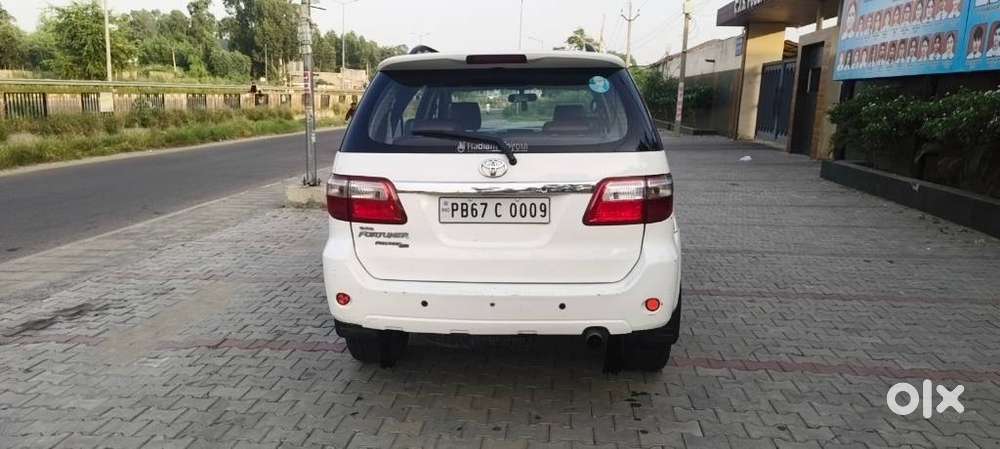 Toyota Fortuner 3.0 4x4 Manual, 2010, Diesel