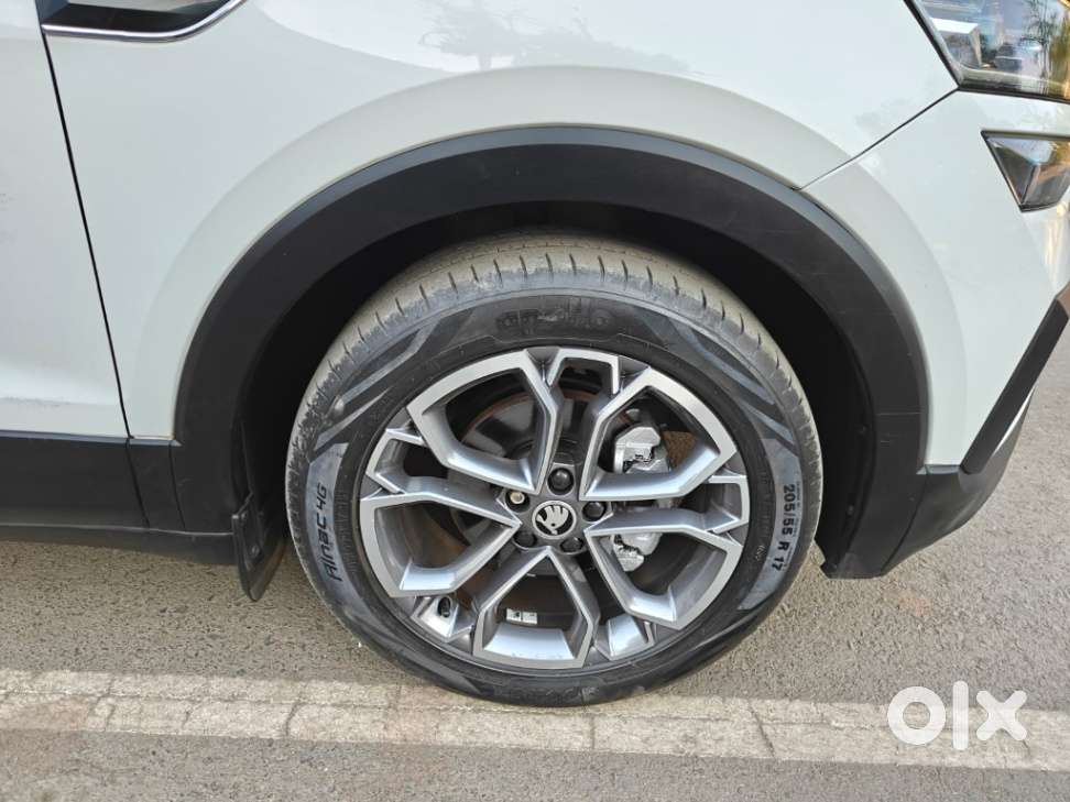 Skoda Kushaq 1.0 Tsi Style, 2023, Diesel