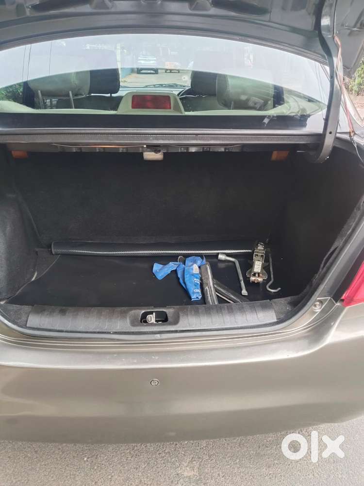 Maruti Suzuki Swift Dzire Vdi (o), 2015, Diesel