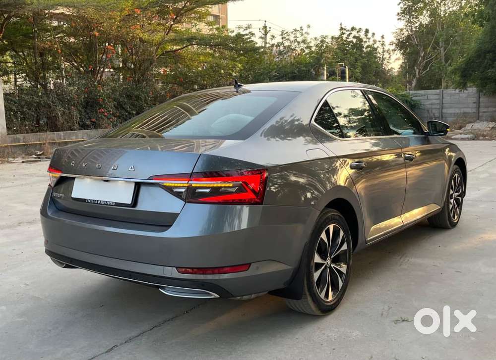 Skoda Superb 2.0 L&k Tsi At, 2023, Petrol