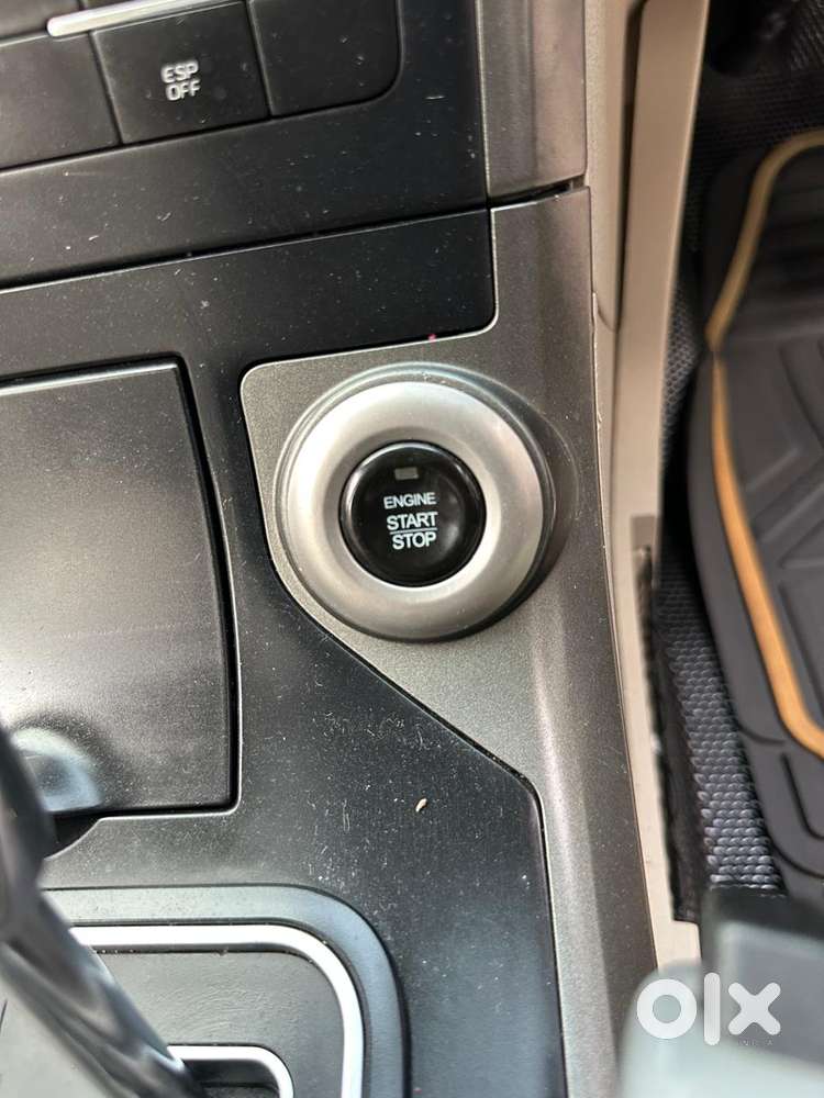 Mahindra Xuv500 W10 At, 2016, Diesel