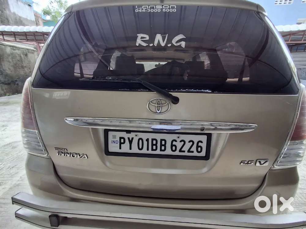 Toyota Innova Vx 7-seater 2010