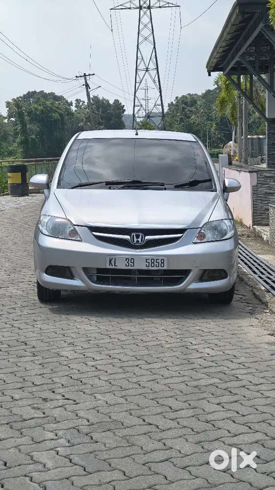 Dolphin Facelift Model