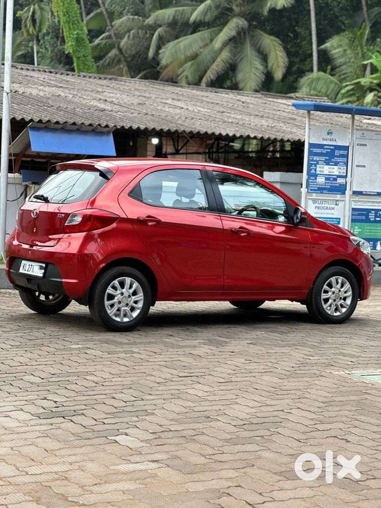Tata Tiago Xza, 2018, Petrol