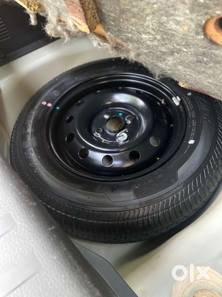 Maruti Suzuki Swift Vxi + Manual, 2014, Petrol