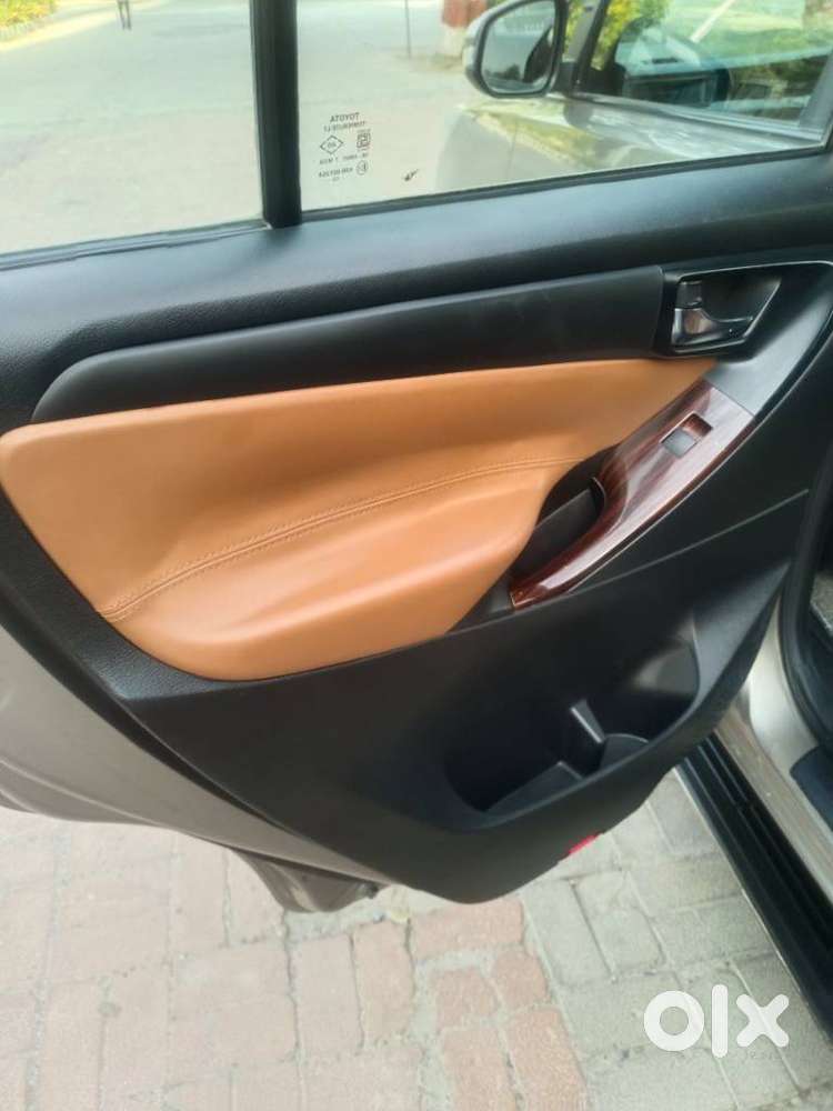 Toyota Innova Crysta [2016-2020] 2.4 Gx At 7 Str, 2020, Diesel