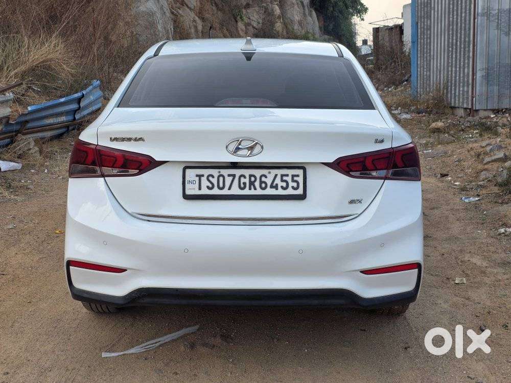Hyundai Verna 1.6 Sx (o) Vtvt, 2019, Petrol