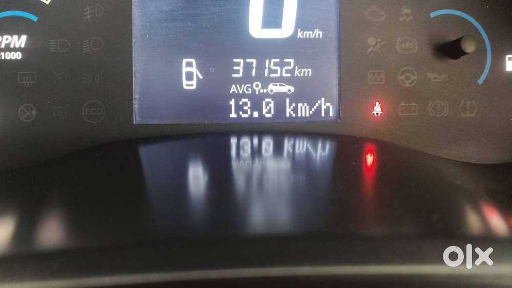 Renault Triber Rxz, 2021, Petrol
